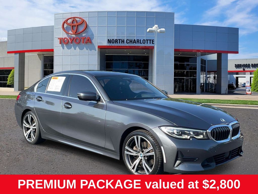 Mineral Gray Metallic 2019 BMW 3 Series Sedan Rear-Wheel Drive 8-Speed Automatic