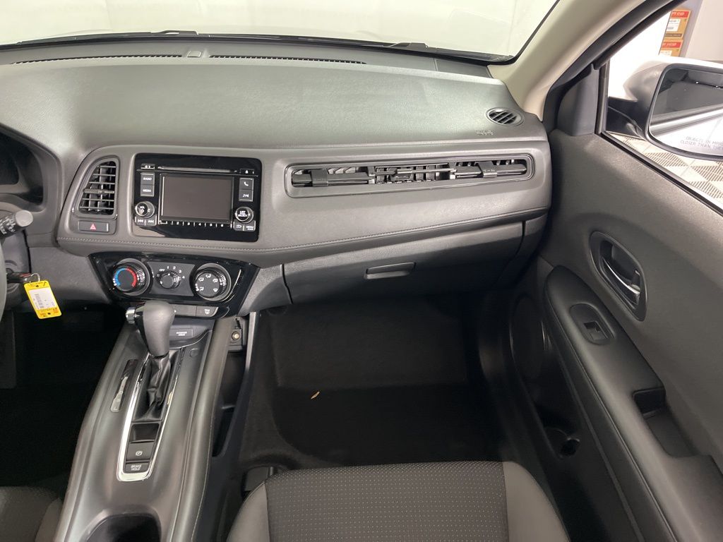 Thumbnail: 2022 Honda HR-V - 18