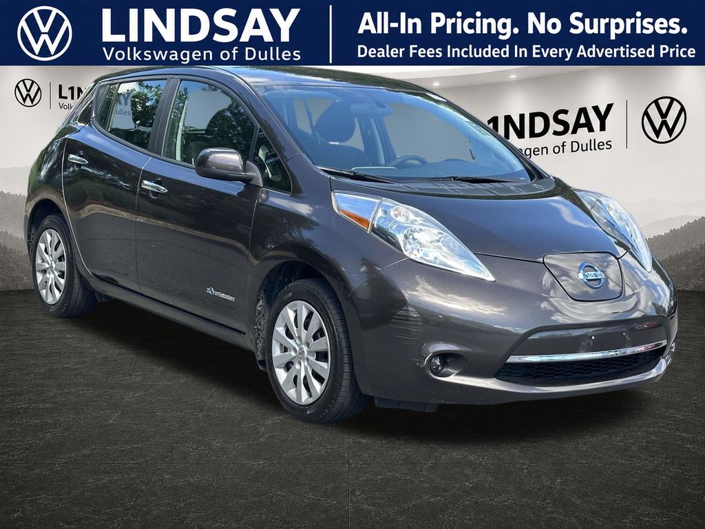  2016 Nissan LEAF S   