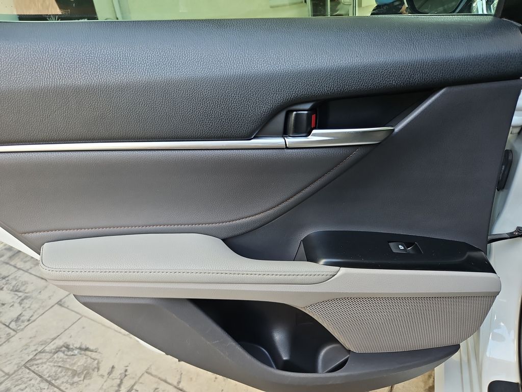 2018 Toyota Camry 31