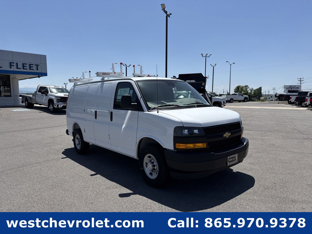 Summit White 2025 Chevrolet Express Cargo 2500 RWD Van Rear-Wheel Drive 8-Speed Automatic Overdrive