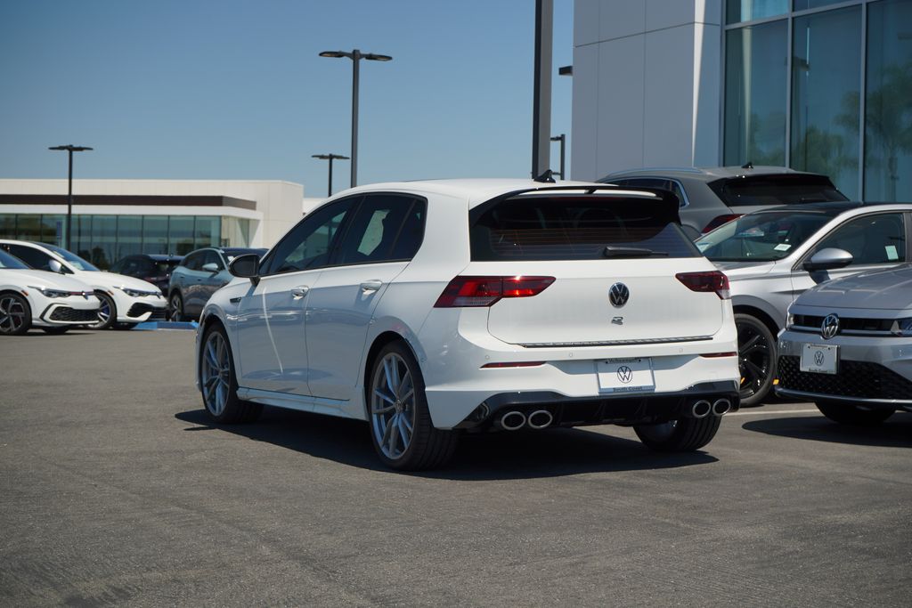 2024 Volkswagen Golf R 4