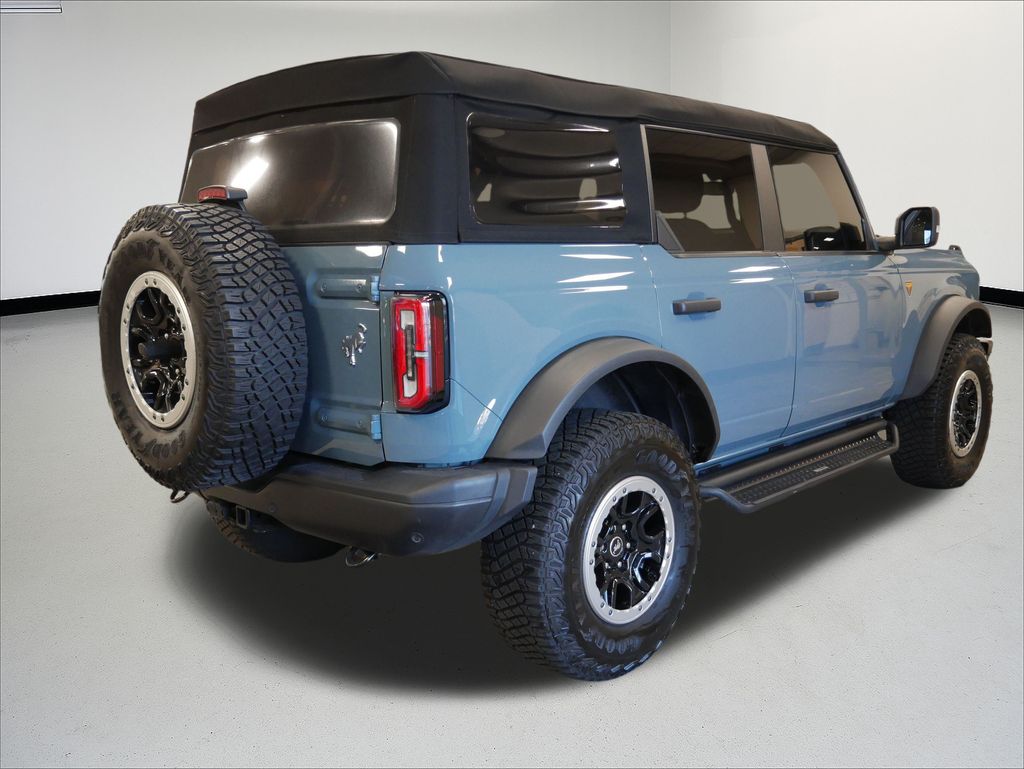 Thumbnail: 2022 Ford Bronco - 4