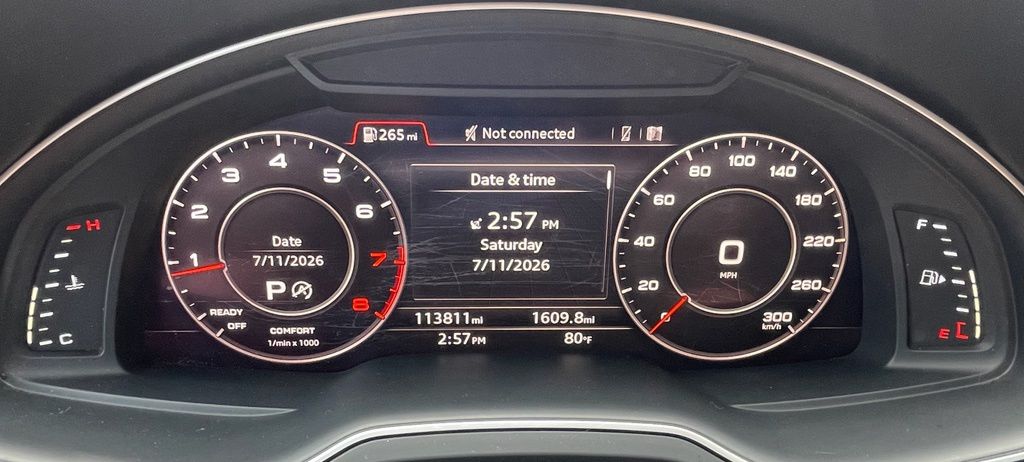 2017 Audi Q7 2.0T Premium Plus Black at Autostrade