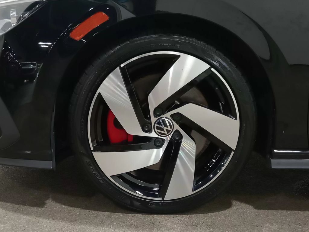 2024 Volkswagen Golf GTI S
