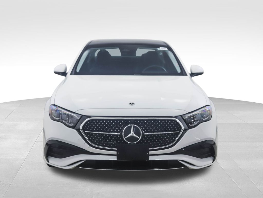 Thumbnail: 2025 Mercedes-Benz E-Class - 8