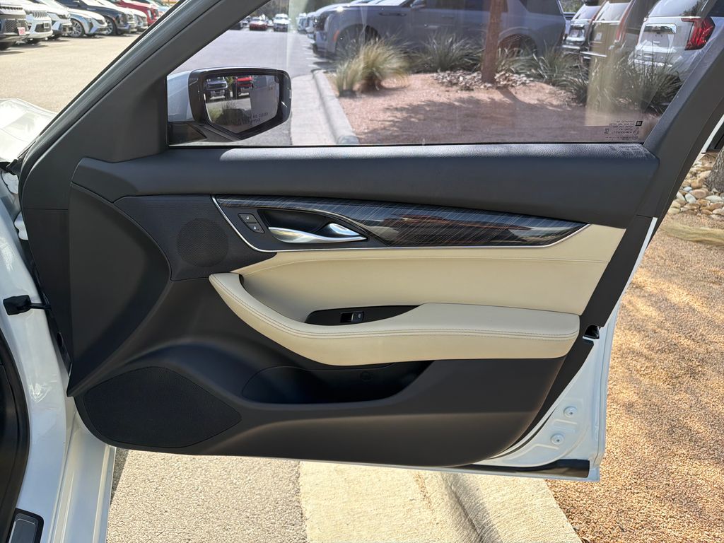 Used 2022 White Cadillac Premium Luxury image 38