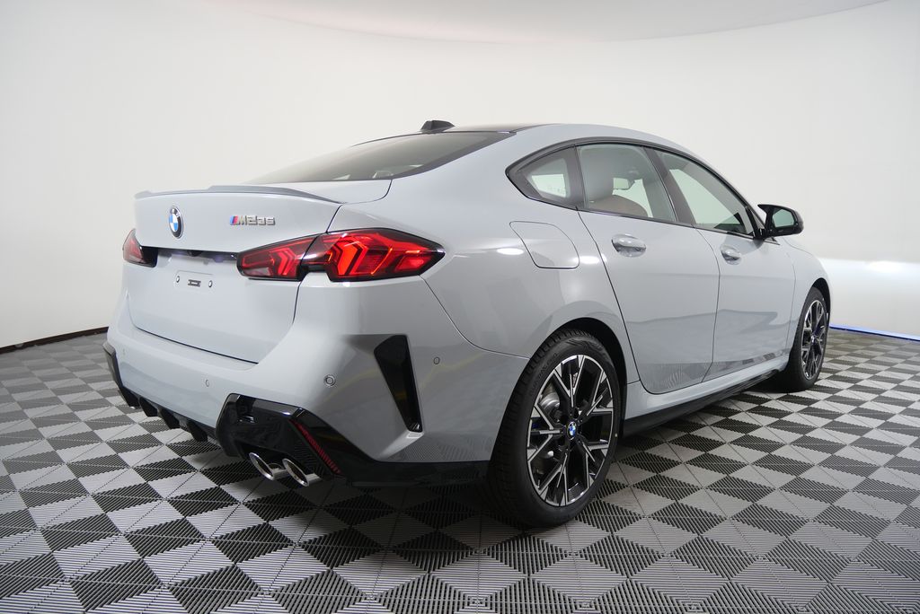 Thumbnail: 2026 BMW 2 Series - 3