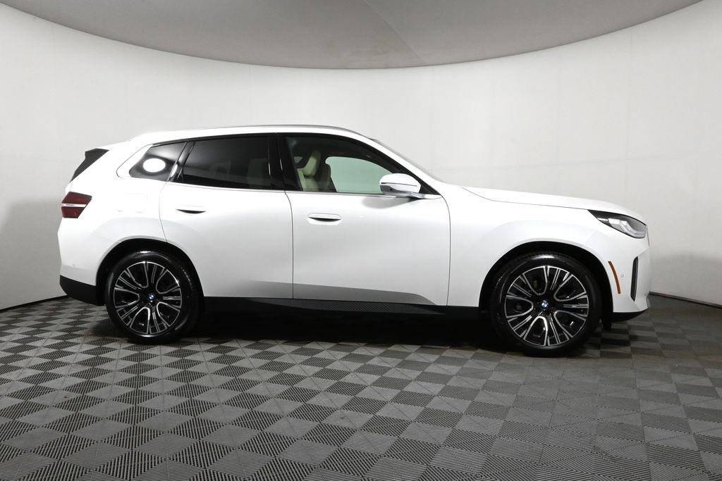 Thumbnail: 2025 BMW X3 - 8