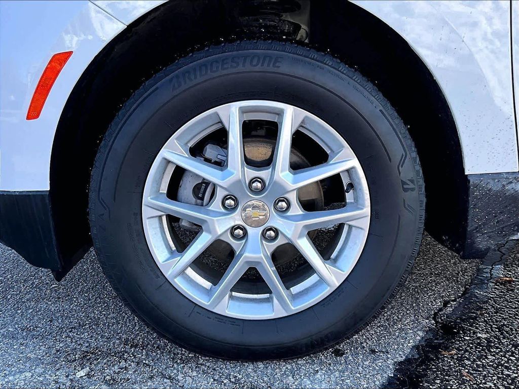 2023 Chevrolet Equinox — photo 7