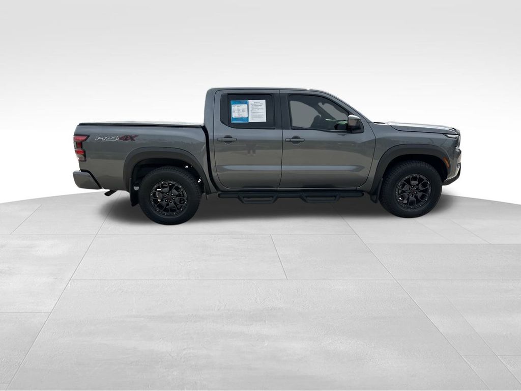 2023 Nissan Frontier PRO-4X 9