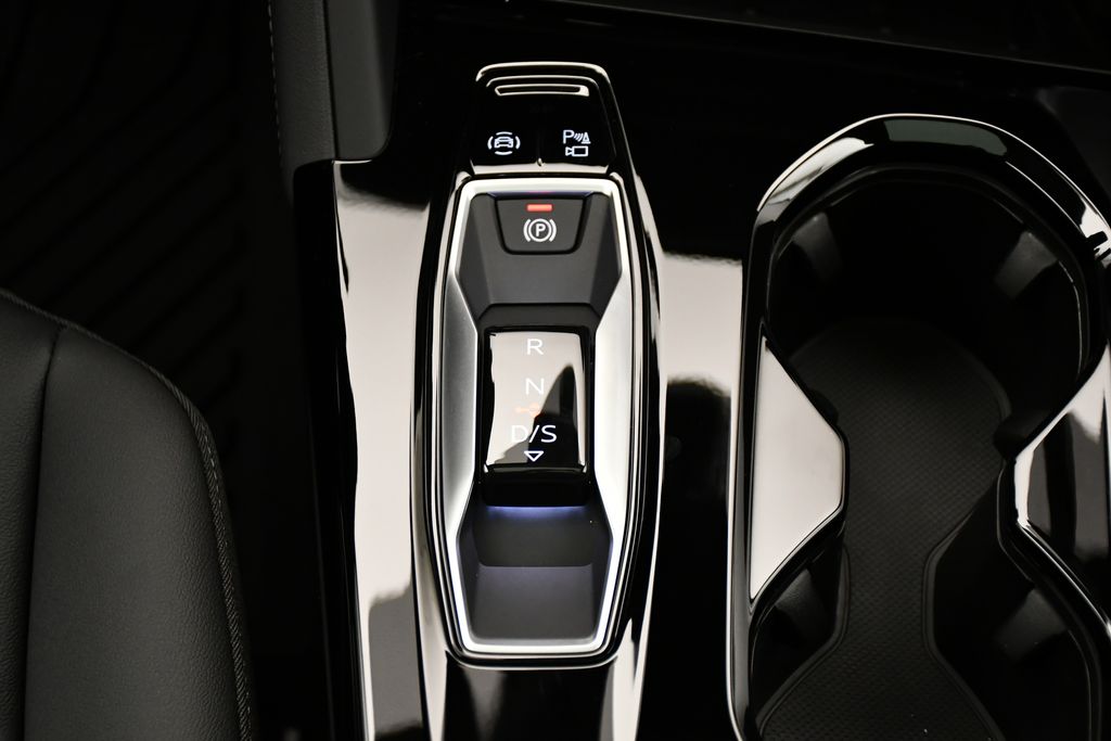 Thumbnail: 2025 Audi Q5 - 30