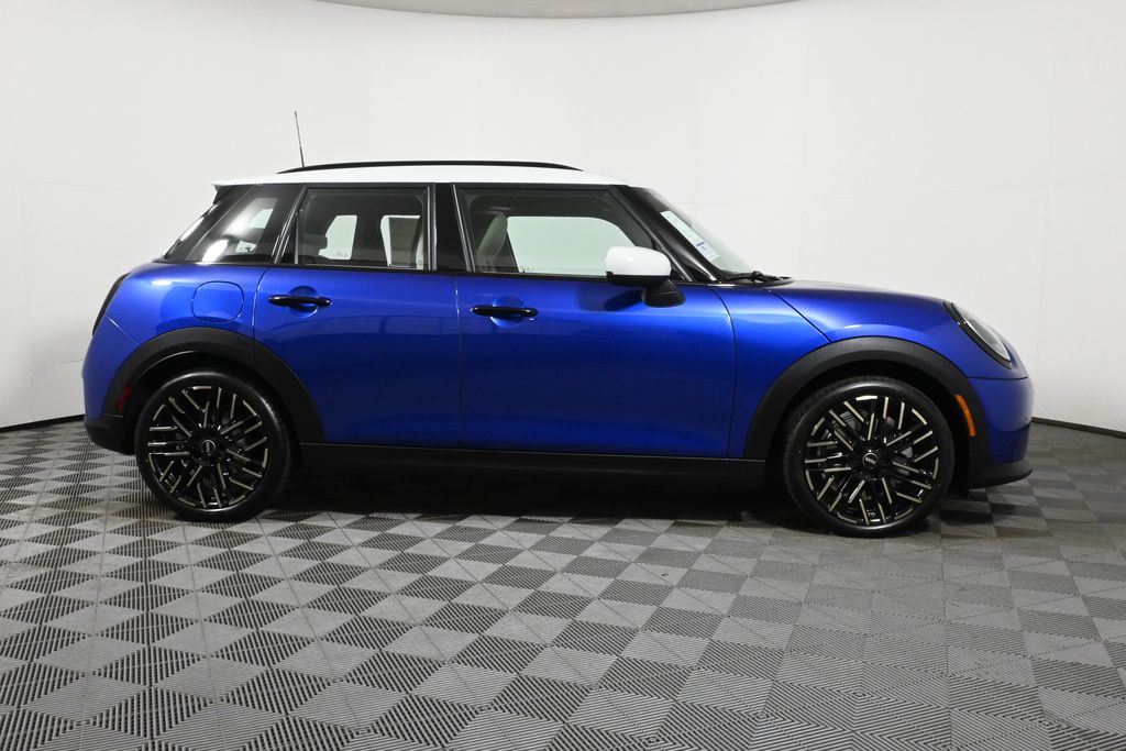 2025 MINI Cooper S 8