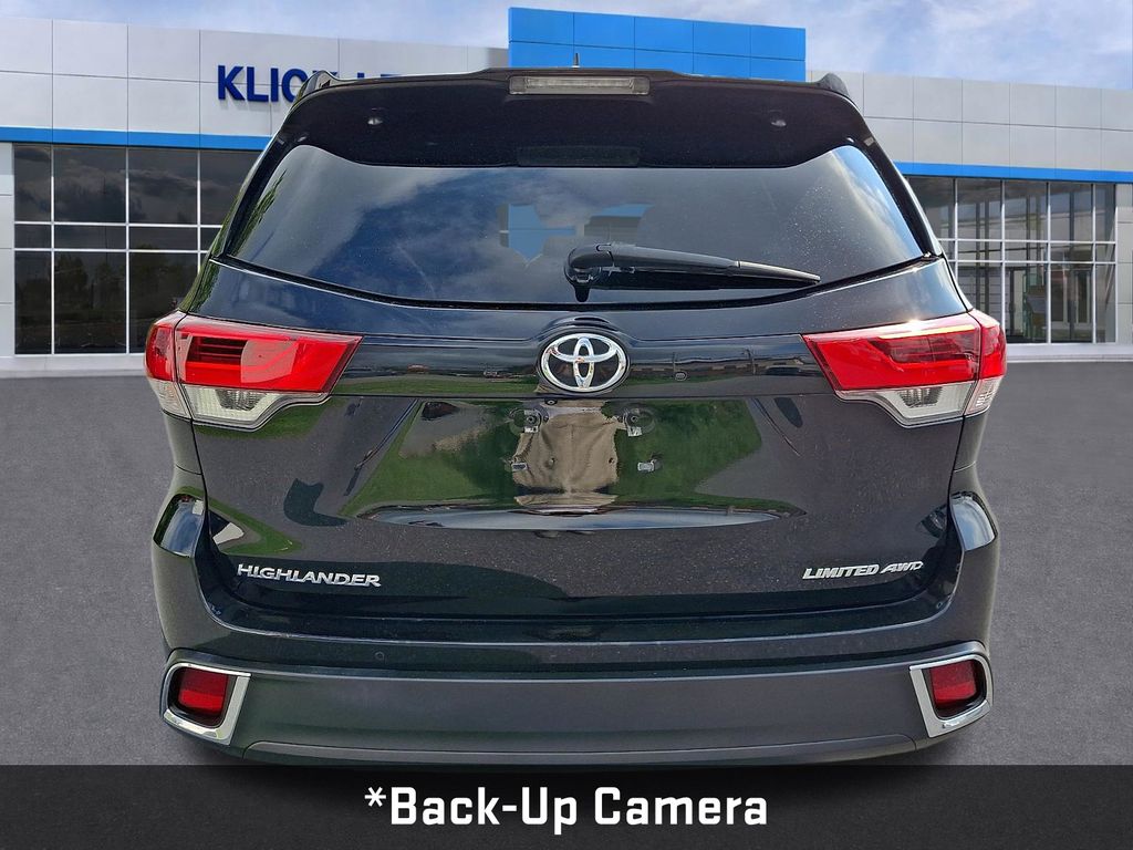 2019 Toyota Highlander Limited Black at Subaru and VW of Moon Township