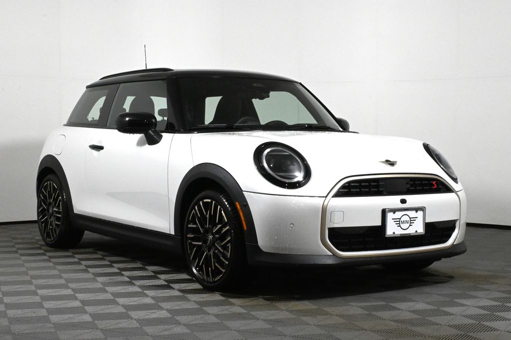 2025 MINI Cooper S 9