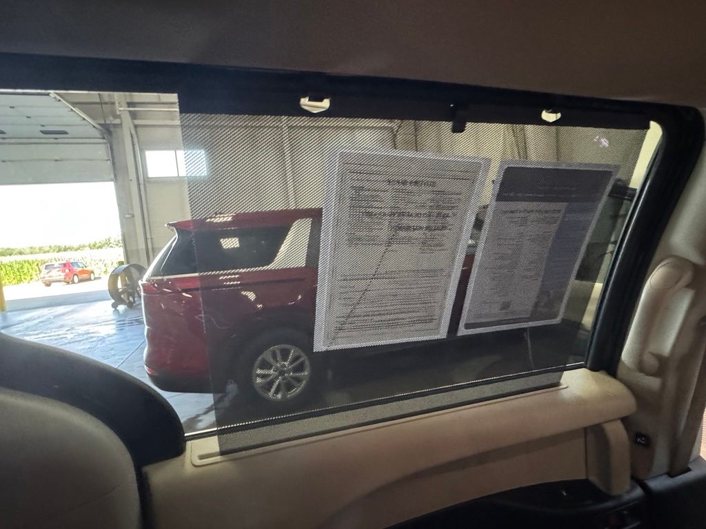 Used 2023 Chrysler Pacifica Van
