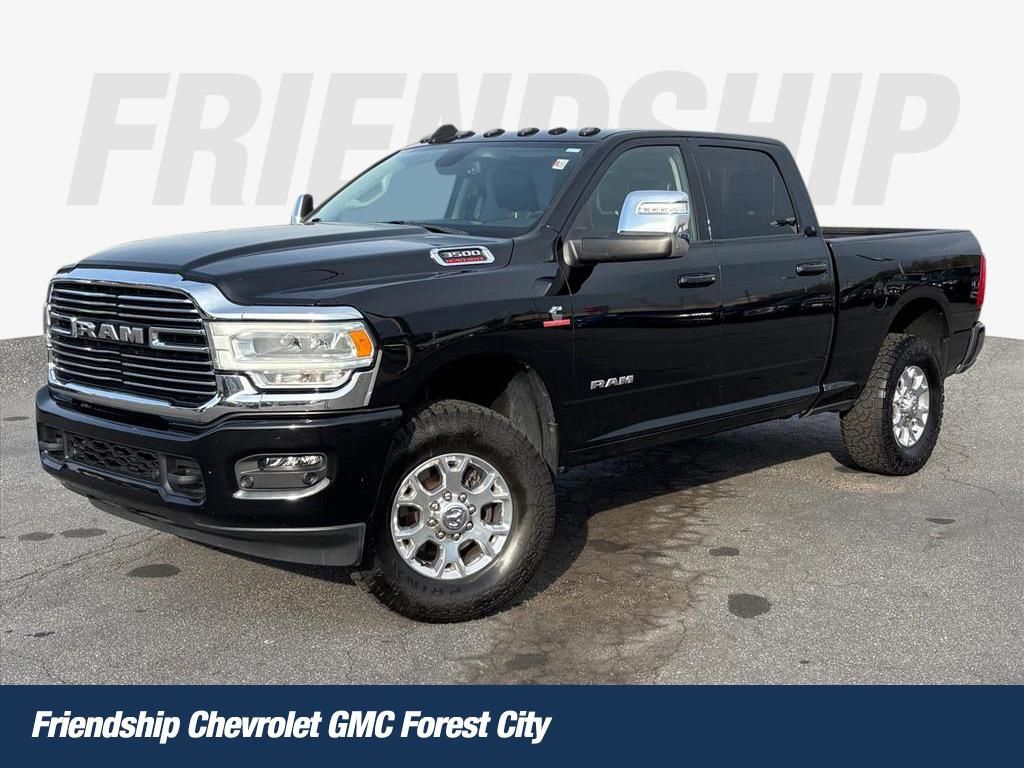 Diamond Black Crystal Pearlcoat 2024 RAM 3500 Laramie Crew Cab 4WD Pickup Truck Four-Wheel Drive 6-Speed Automatic