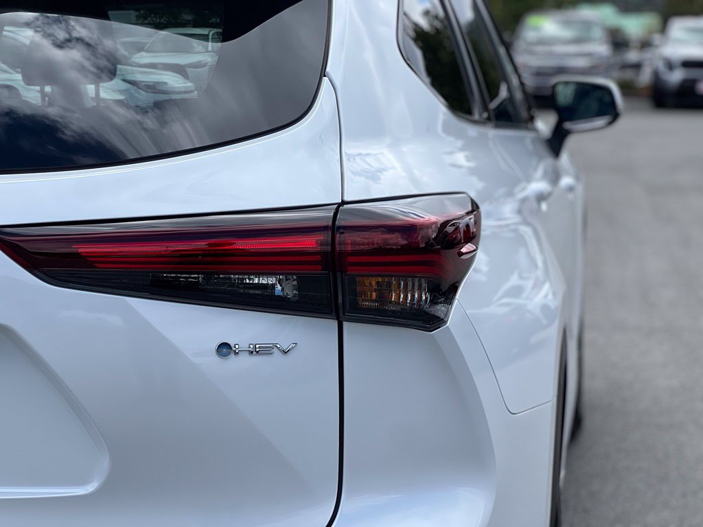 Used 2026 Toyota Highlander Hybrid SUV