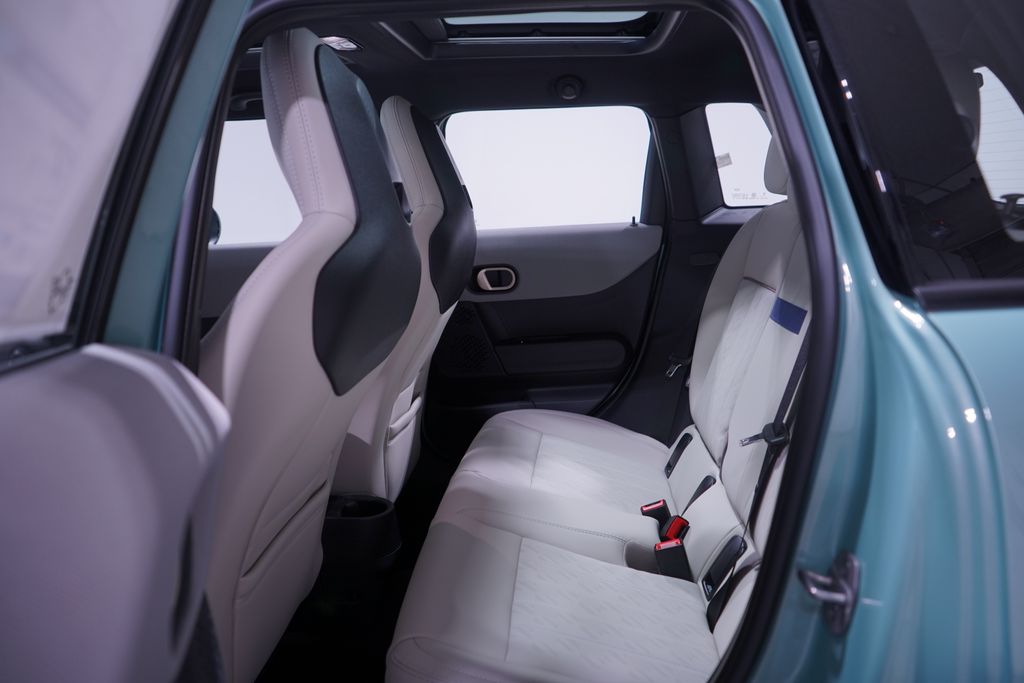 Thumbnail: 2026 MINI Cooper - 9