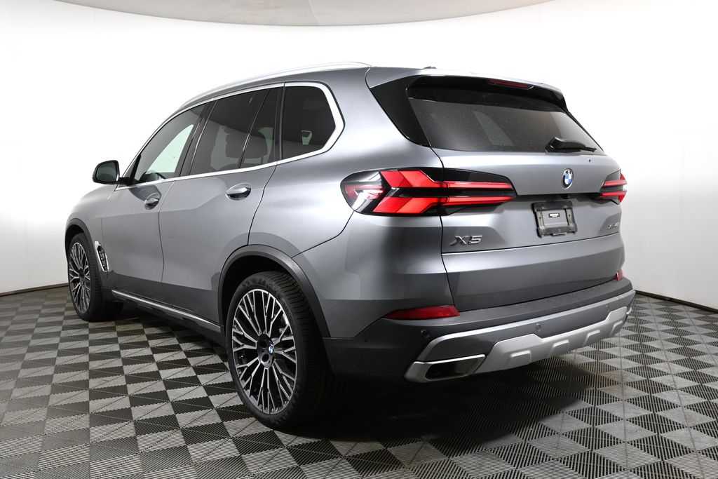 Thumbnail: 2024 BMW X5 - 9