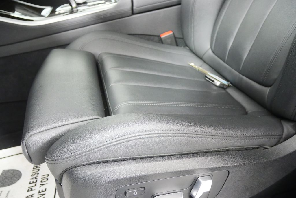 Thumbnail: 2020 BMW X5 - 9