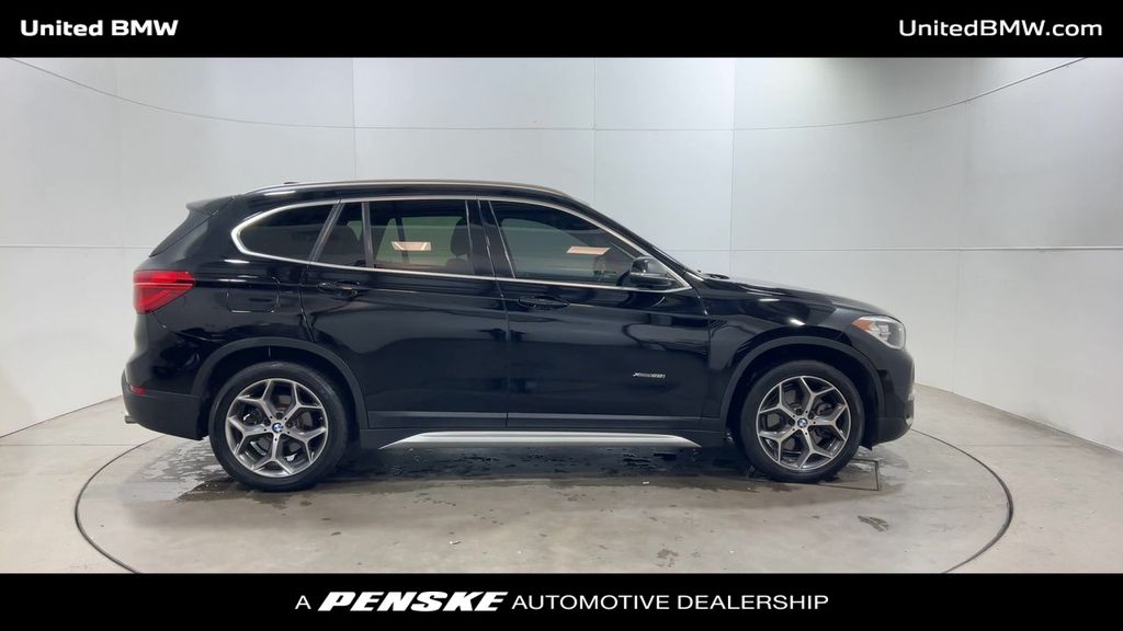 Thumbnail: 2016 BMW X1 - 9