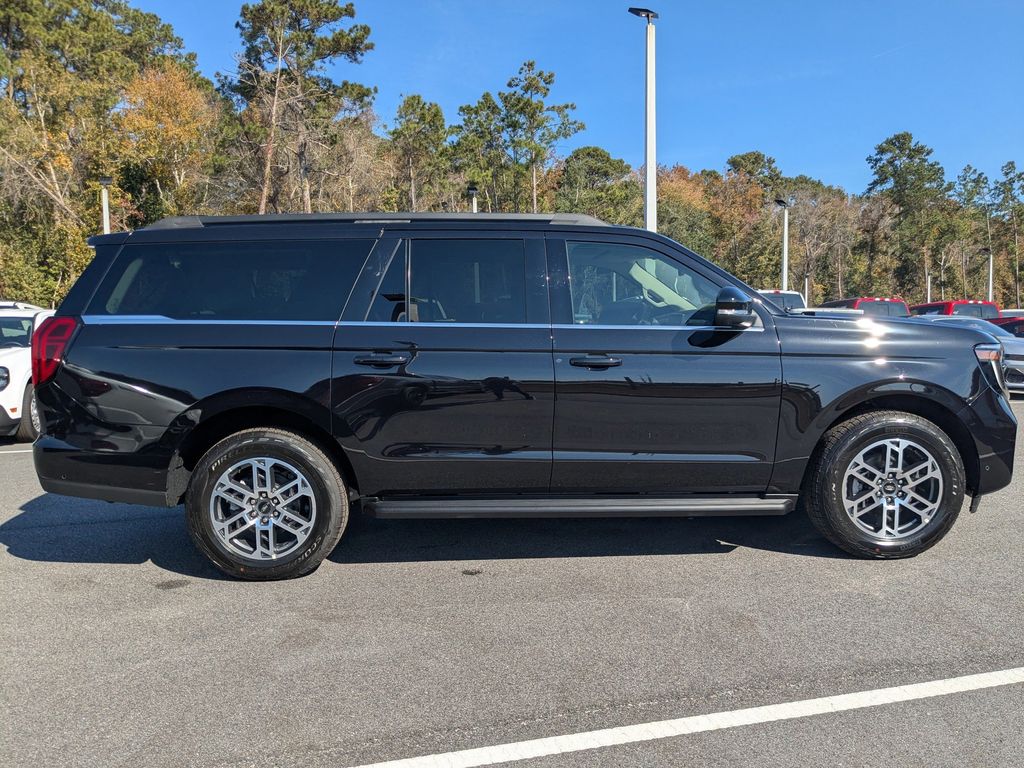 2025 Ford Expedition Active MAX