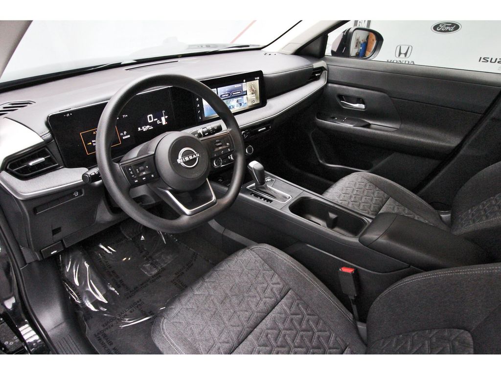 2025 Nissan Kicks SV Black at Victoria Chrysler Dodge Jeep Ram
