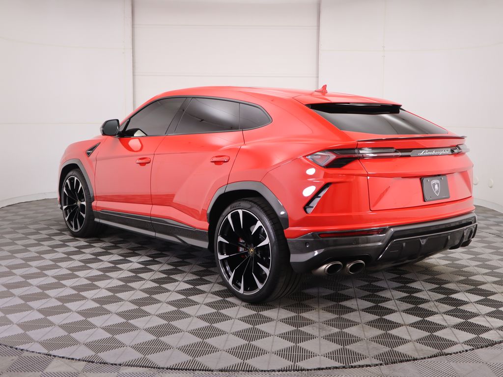 Thumbnail: 2021 Lamborghini Urus - 7