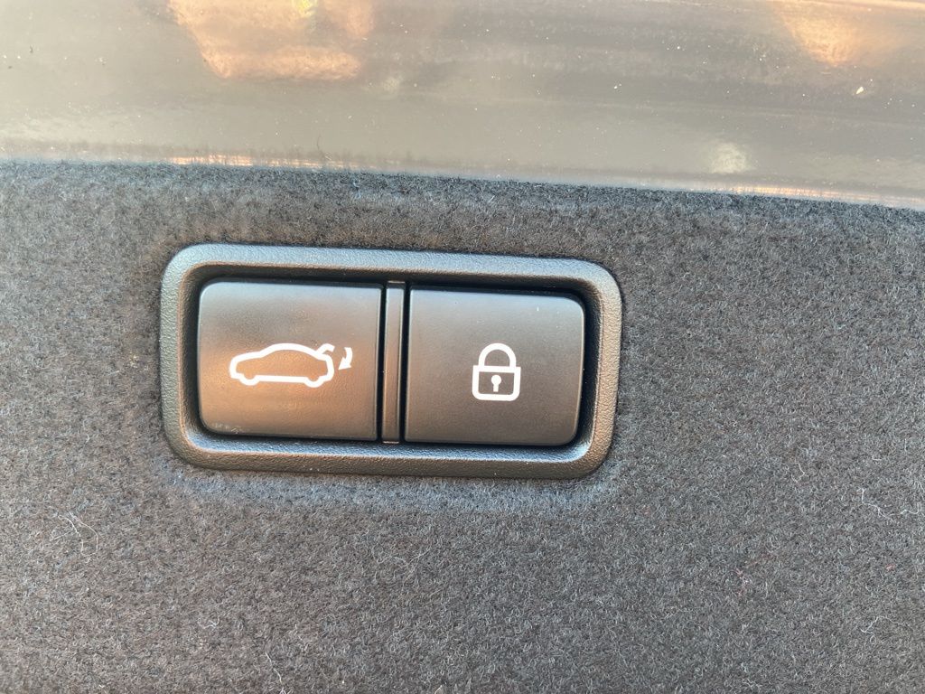 2018 Genesis G80 3.8T 13