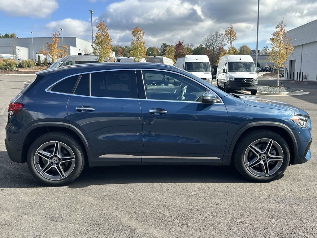 2023 Mercedes-Benz GLA GLA 250 8