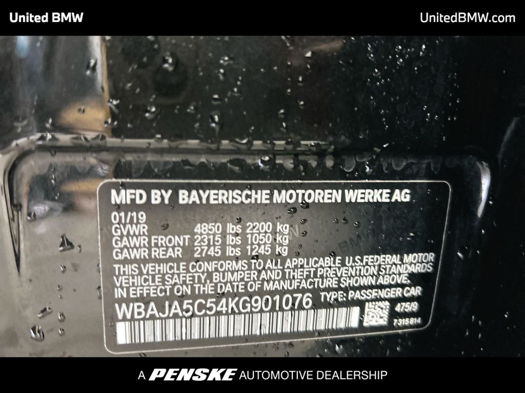 Thumbnail: 2019 BMW 5 Series - 23
