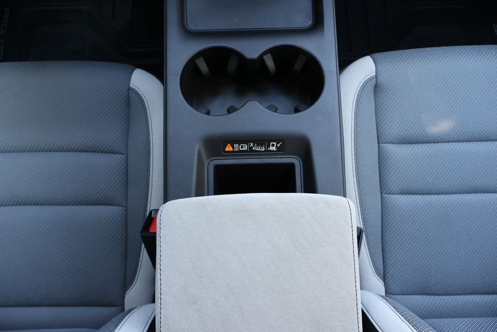 Thumbnail: 2025 Honda Prologue - 16