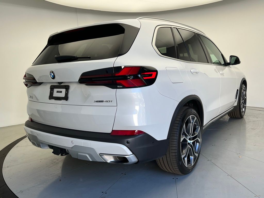 Thumbnail: 2024 BMW X5 - 3