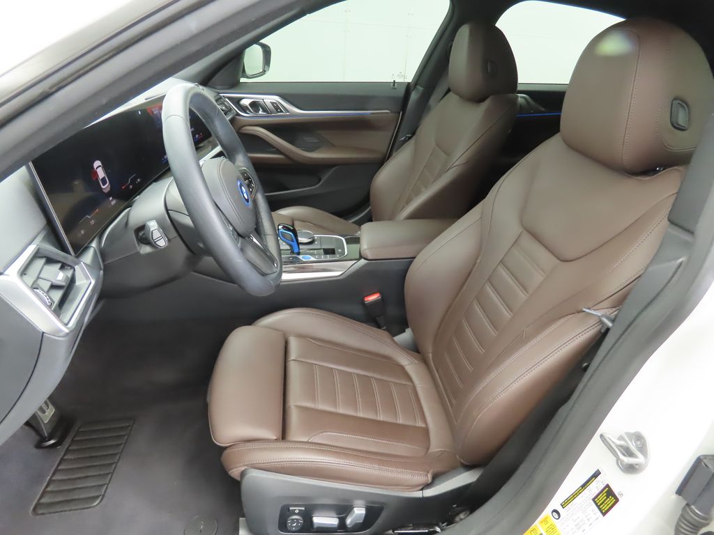 2022 BMW i4 eDrive40 19