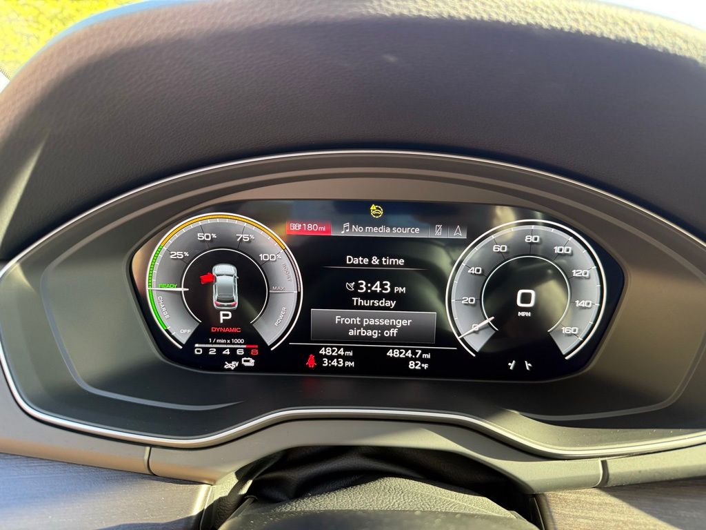 Thumbnail: 2025 Audi Q5 - 16