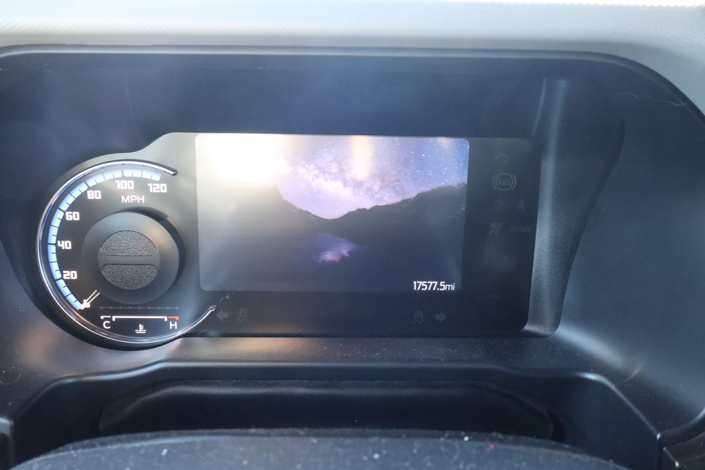 Thumbnail: 2022 Ford Bronco - 13