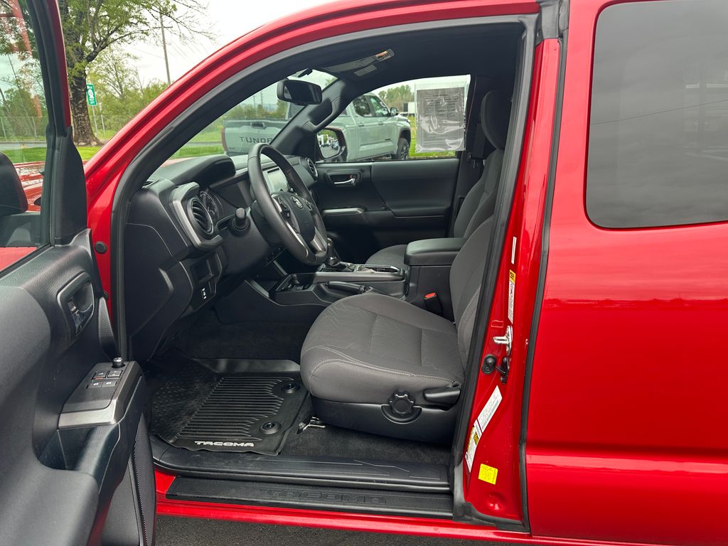 2017 Toyota Tacoma TRD Sport