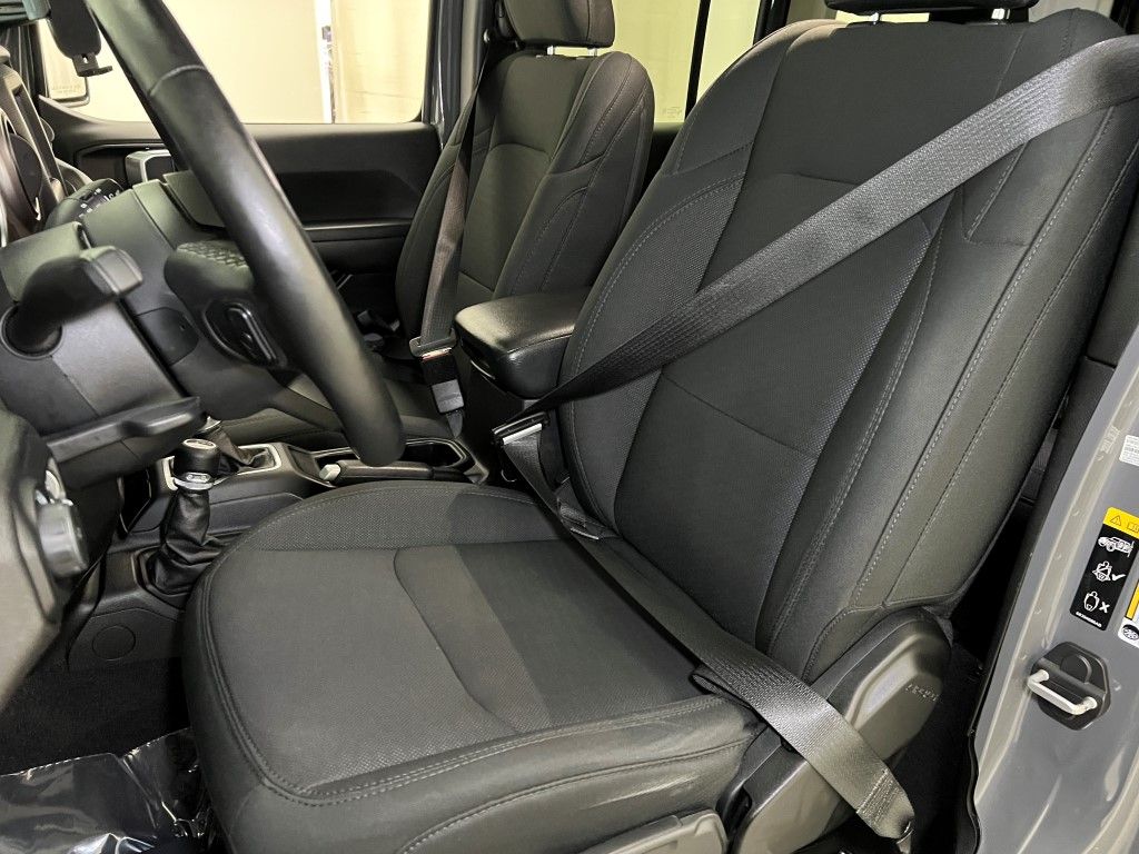 Thumbnail: 2020 Jeep Wrangler - 22