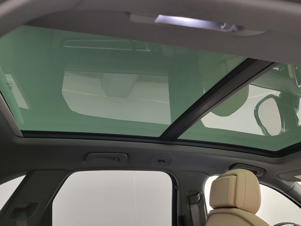 Thumbnail: 2023 Porsche Cayenne - 16