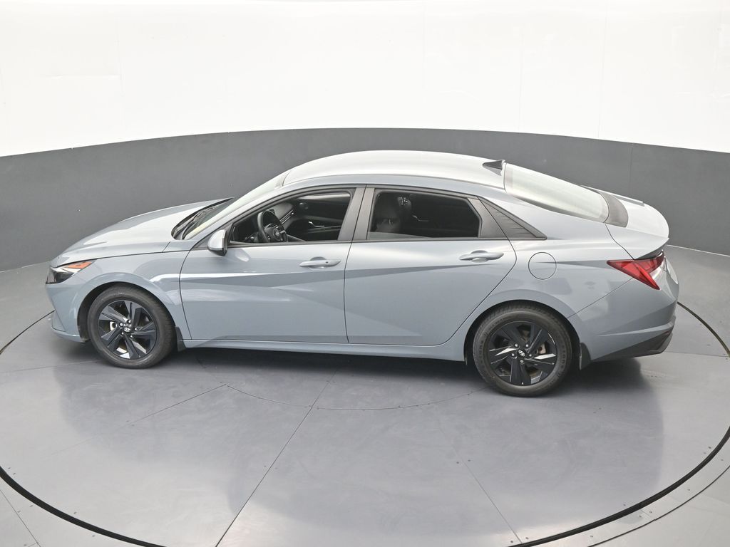 Used 2022 Electric Shadow Hyundai Blue image 45