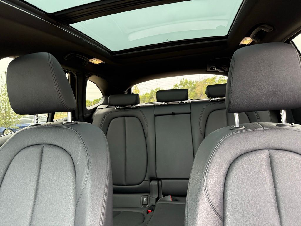 Thumbnail: 2019 BMW X1 - 22