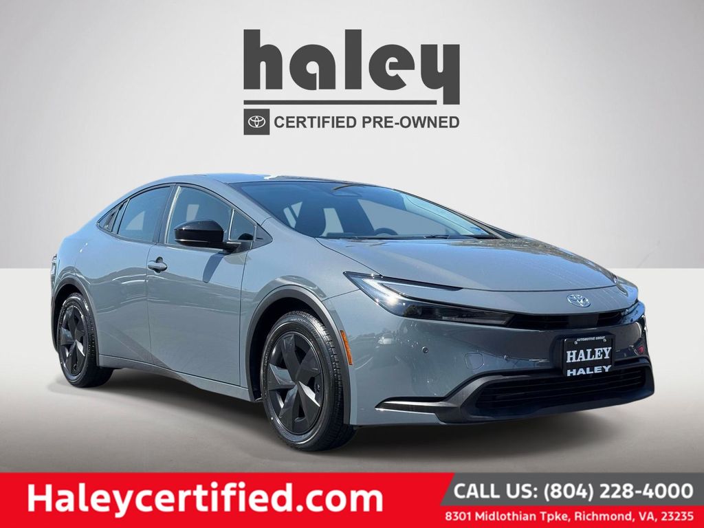 2026 Toyota Prius LE FWD