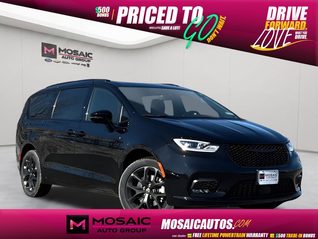 New 2026 Chrysler Pacifica Select Vans