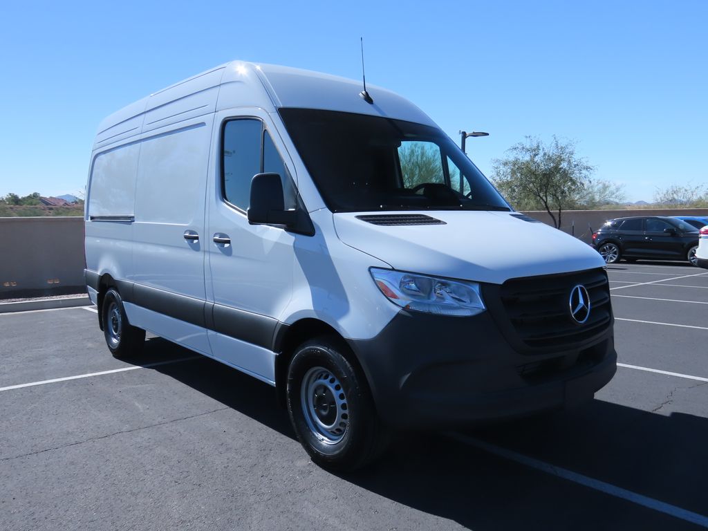 2025 Mercedes-Benz Sprinter 2500 3