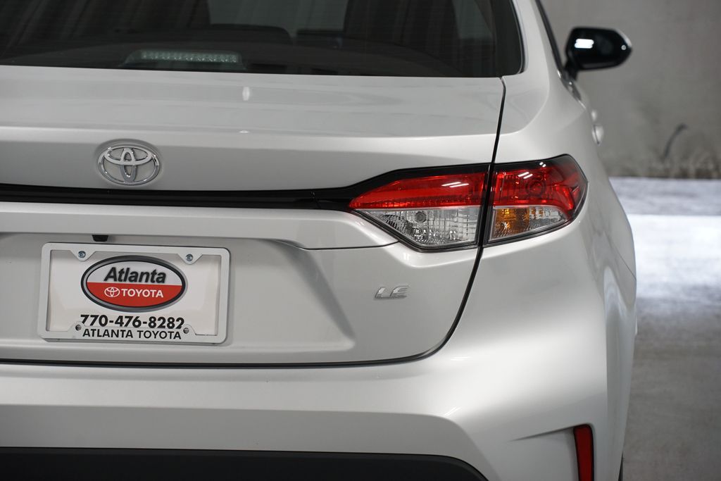 Thumbnail: 2024 Toyota Corolla - 10