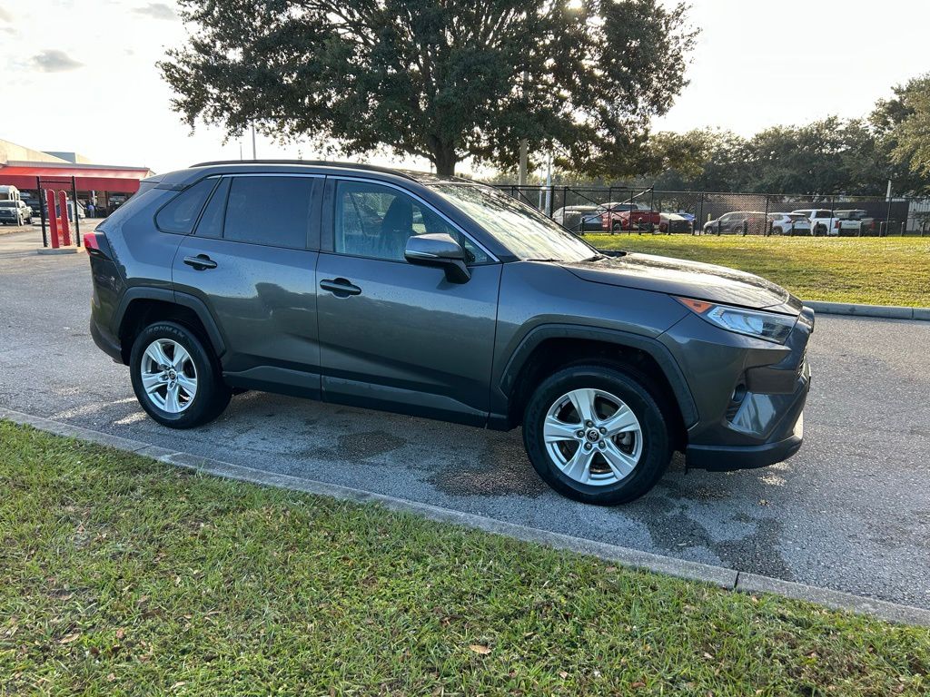 Thumbnail: 2021 Toyota RAV4 - 6