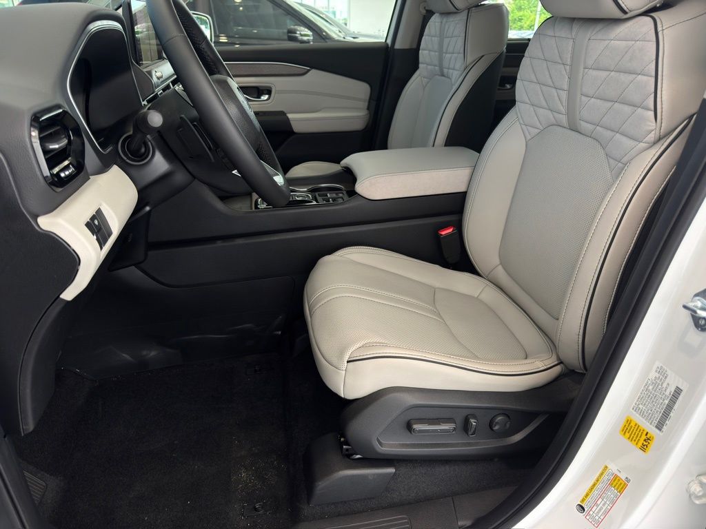 2026 Honda Pilot Elite  at Classic Honda Galveston