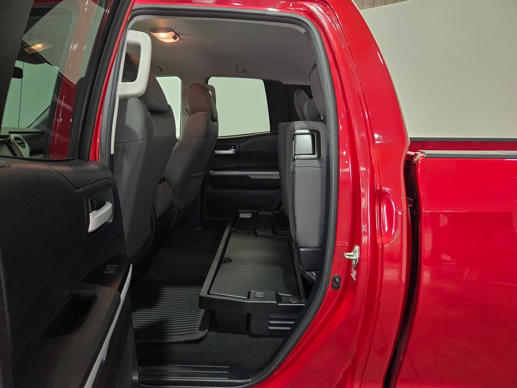 2015 Toyota Tundra SR5