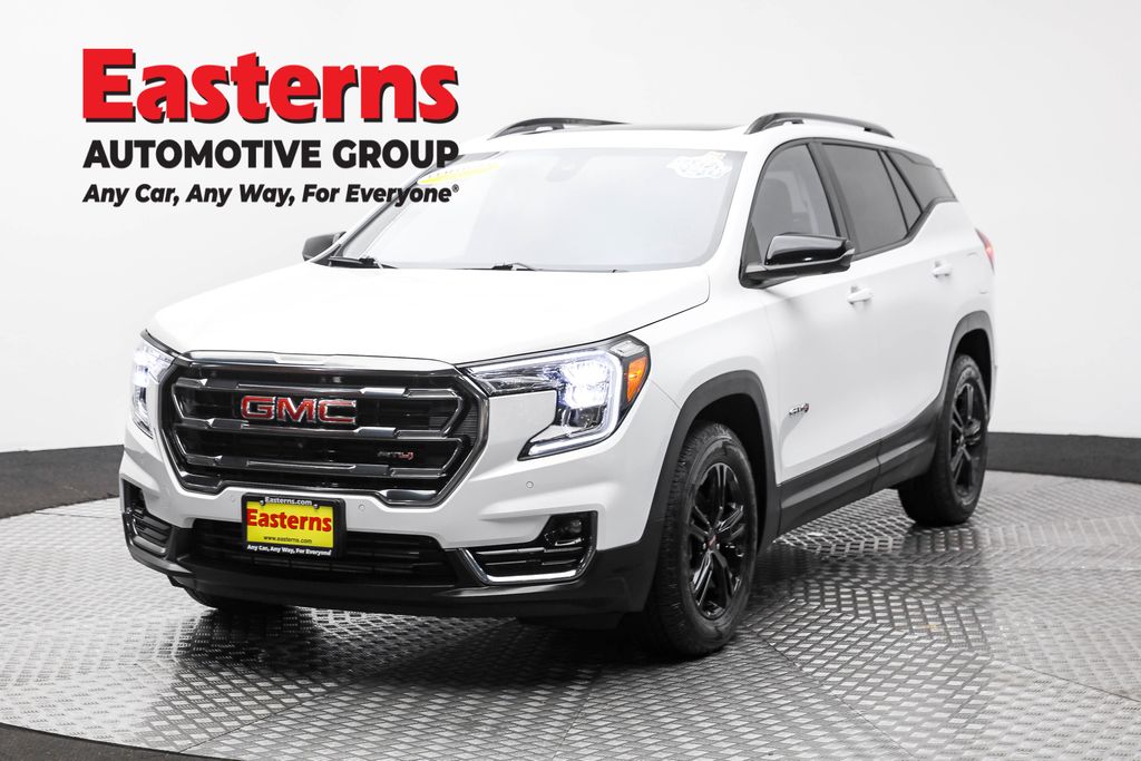 2022 GMC Terrain AT4's photo